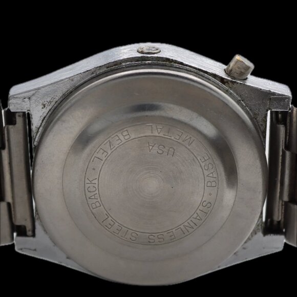 Vintage Unbranded Time Computer Men's Digital LED Wristwatch USA Steel & Chrome - Picture 3 of 5
